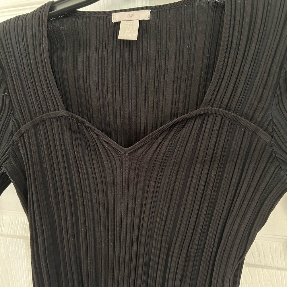 H&M Black Ribbed Knit Top